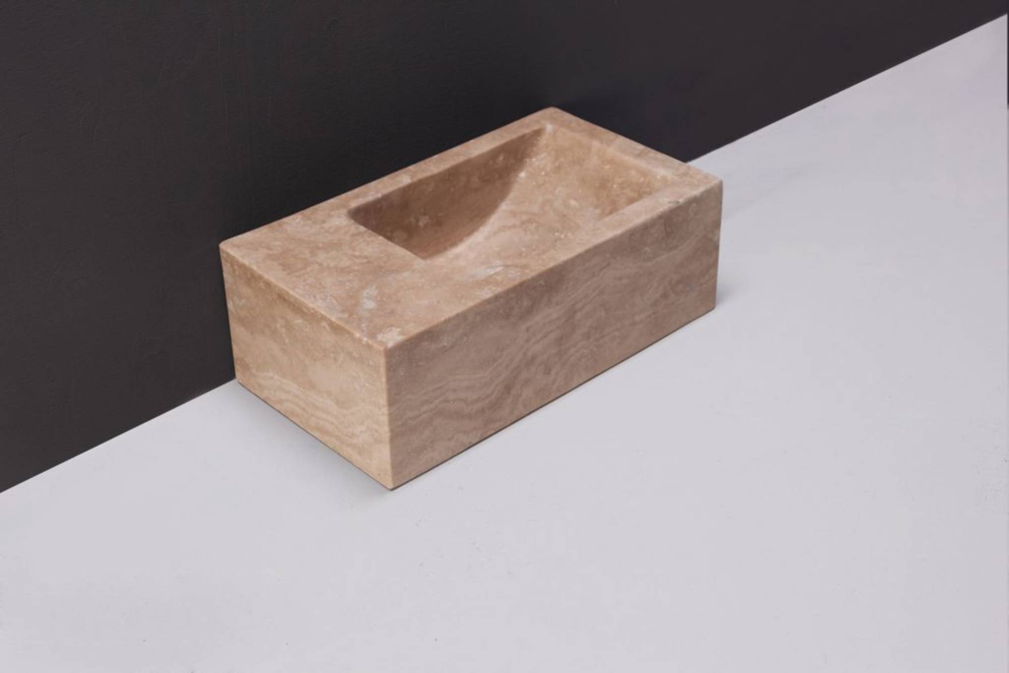 Forzalaqua Venetia XS Fontein 0 KRG R 29x16x10 cm Travertin Gezoet